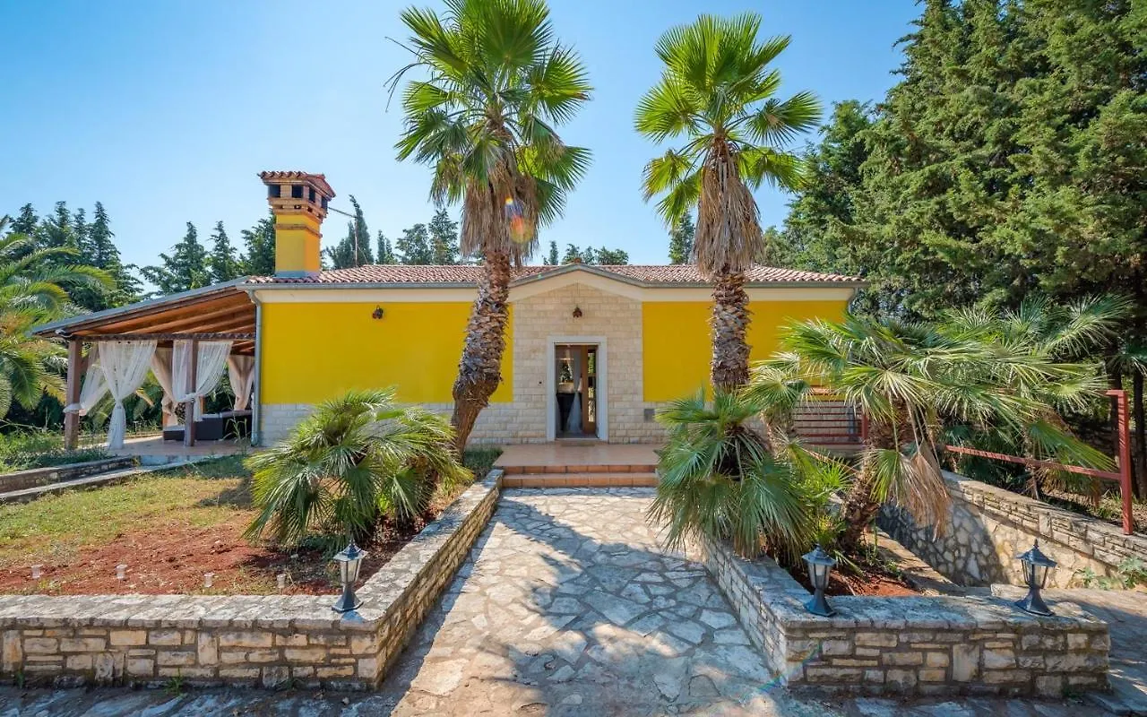 Villa House Andrea With Pool Umago