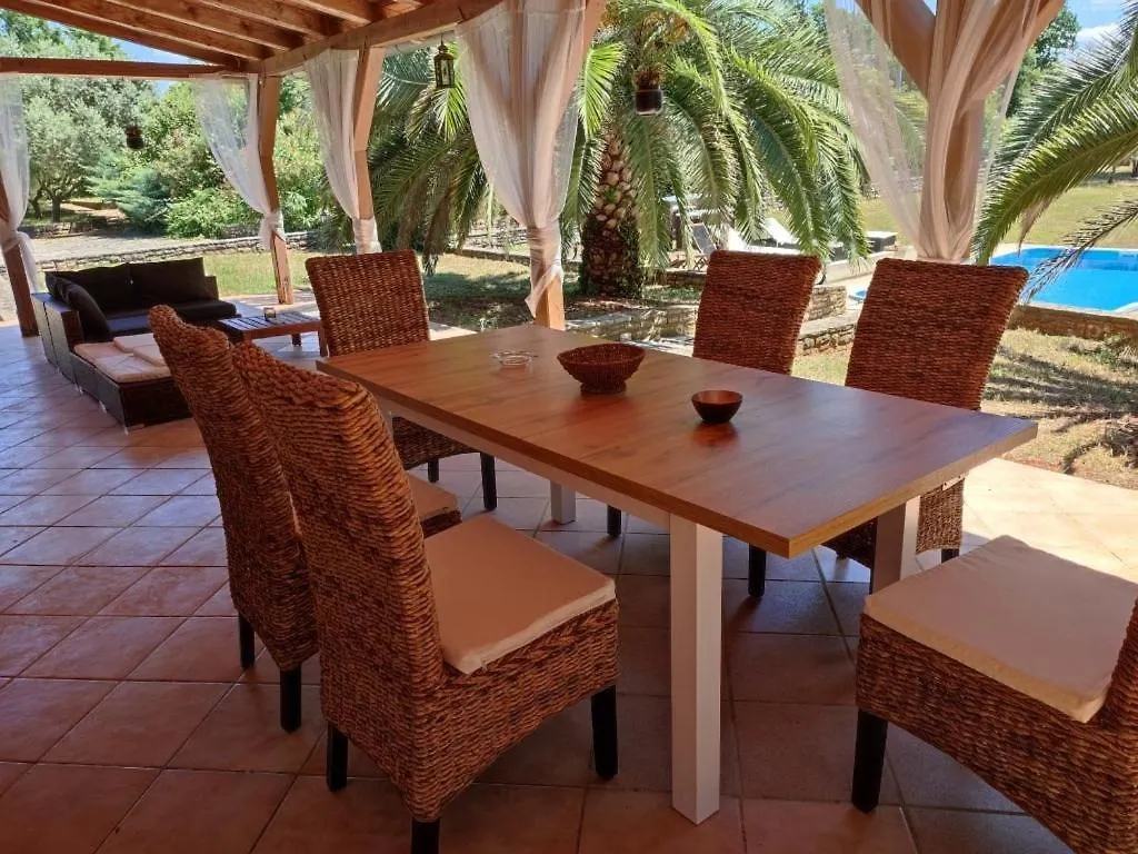 Villa House Andrea With Pool Umago Casa vacanze